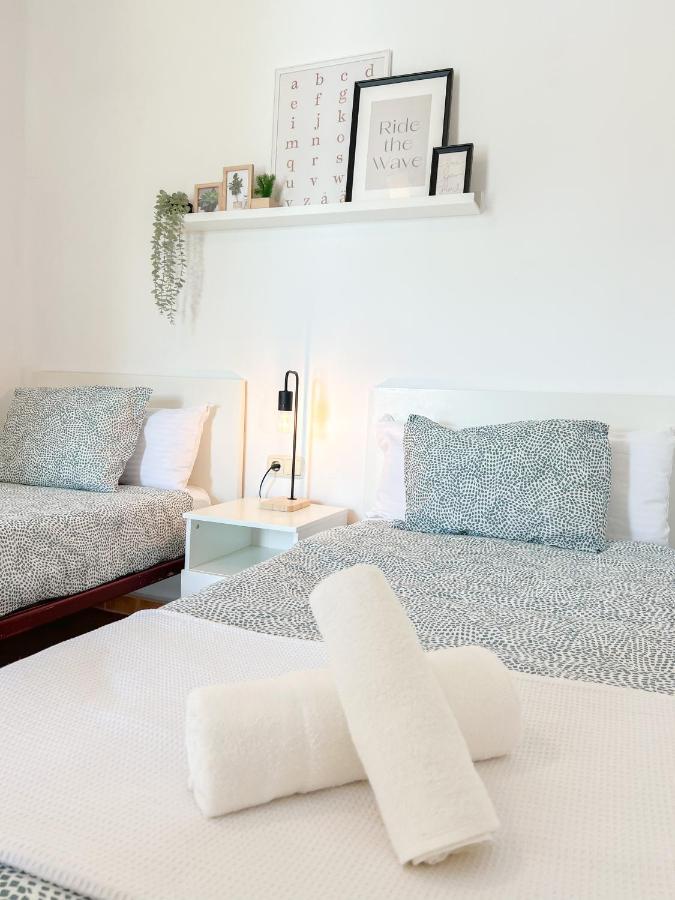 Spacious Apartment In The Center Of Τορρεμολίνος Εξωτερικό φωτογραφία