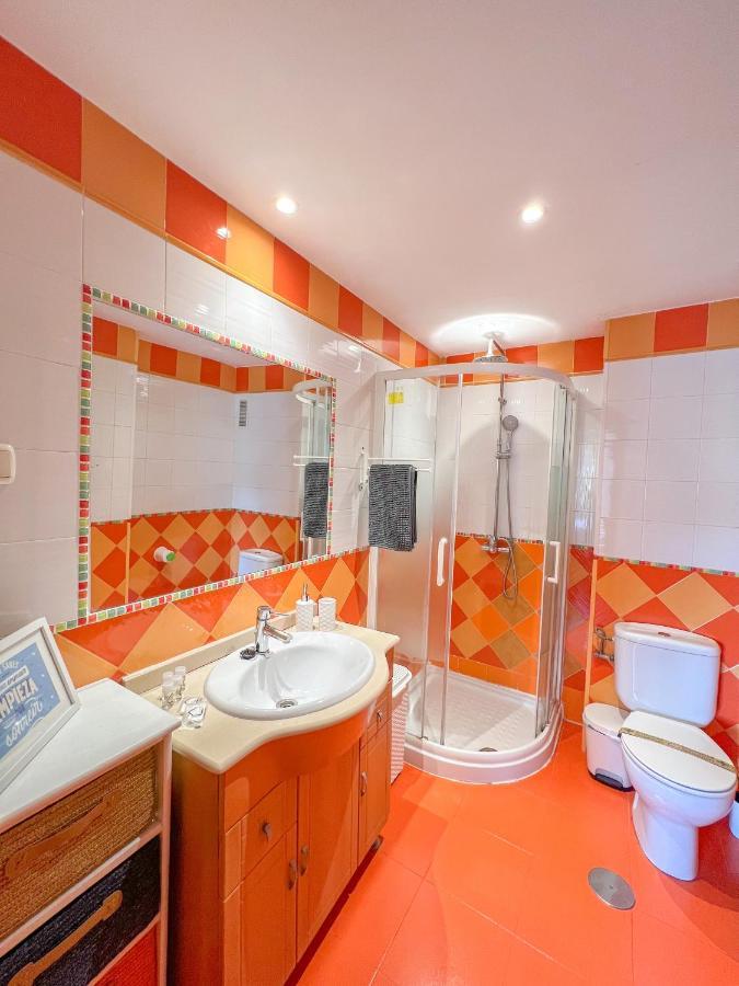 Spacious Apartment In The Center Of Τορρεμολίνος Εξωτερικό φωτογραφία